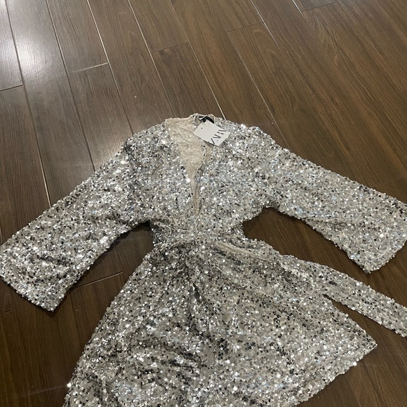 Zara slive sequins romper - Picture 8 of 8